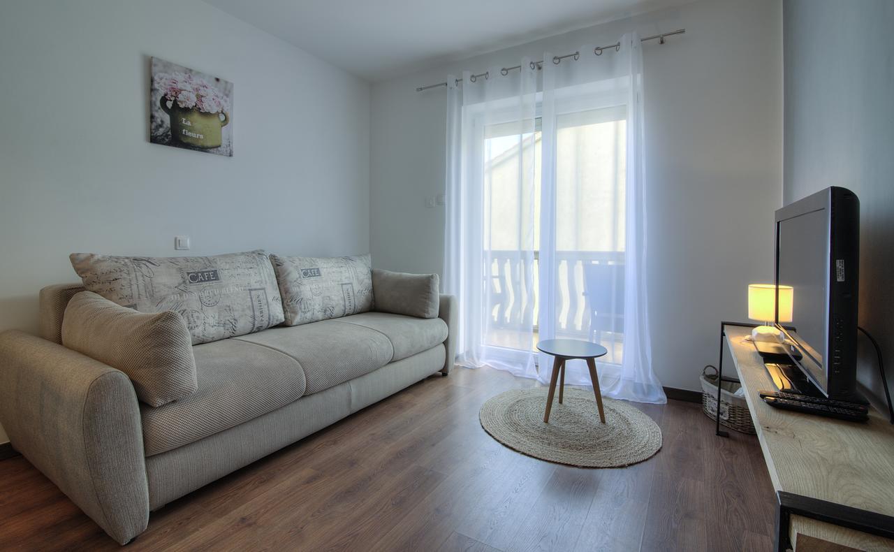 Apartments Lola Senj  Exterior foto