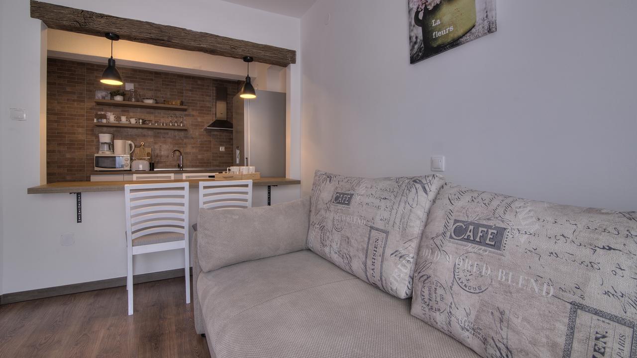 Apartments Lola Senj  Exterior foto