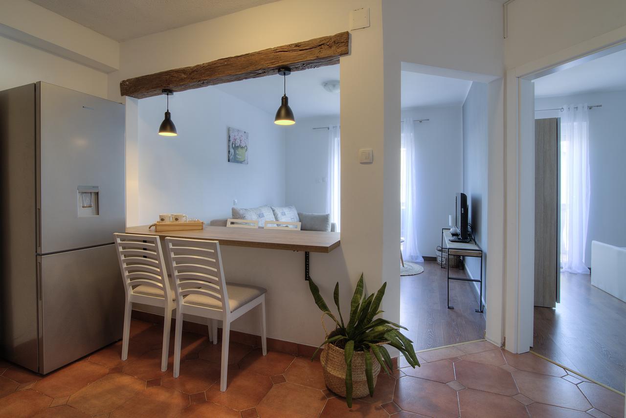 Apartments Lola Senj  Exterior foto